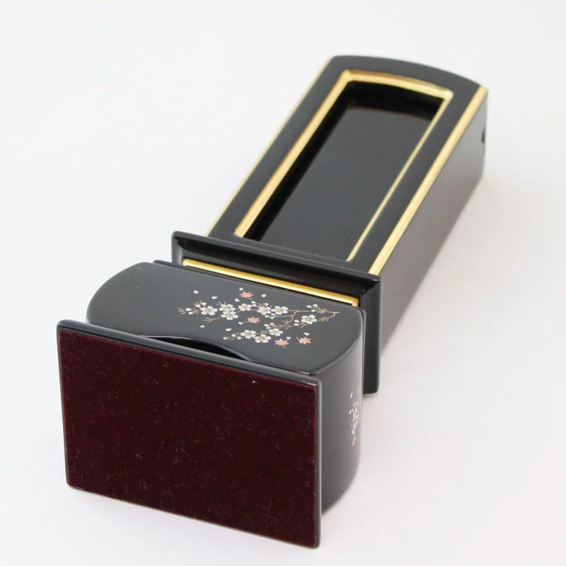 蒔絵回出位牌 優雅 風桜の詳細アップ画像1枚目