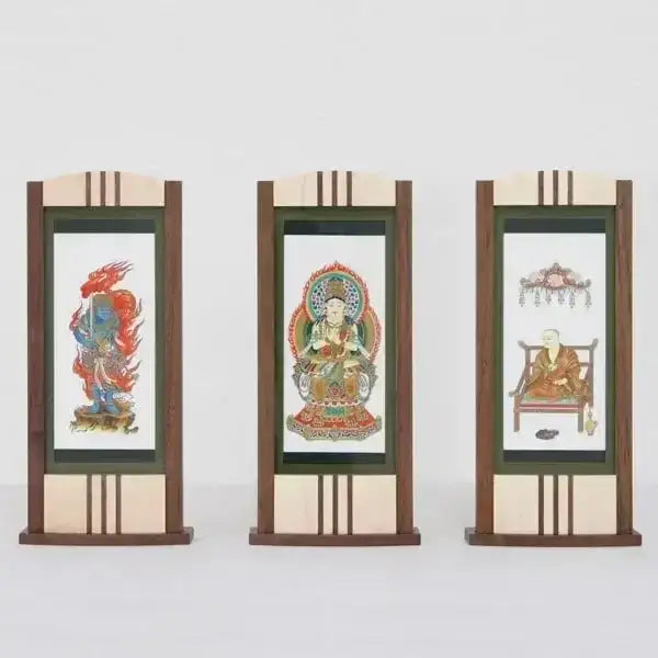 スタンド型掛け軸 「匠」 小サイズ 【各宗派対応】 | 本尊・脇侍の通販