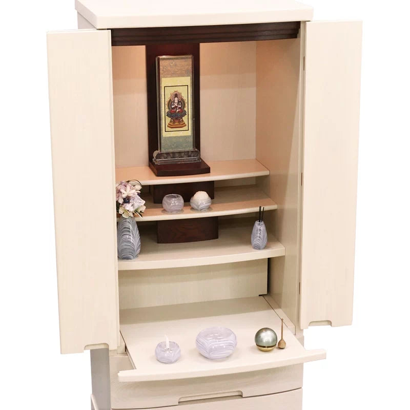 店長おすすめセット02の斜め角度からの本尊・仏具・リンの一式セット例