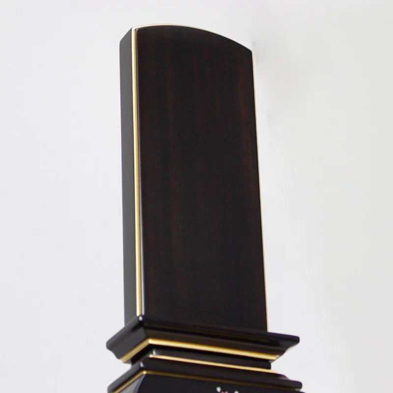 蒔絵位牌 優雅 「風桜」 黒檀の詳細アップ画像1枚目