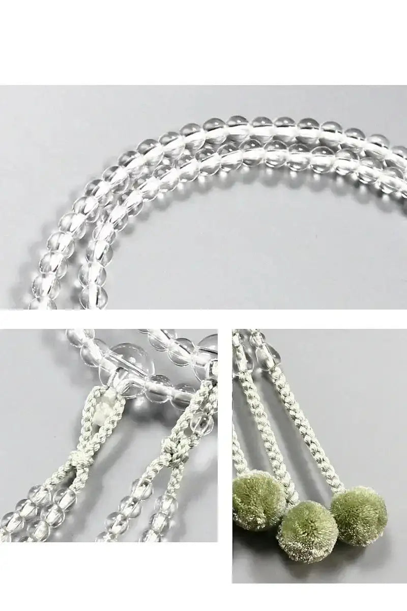 手元で煌めく水晶に淡く優しい白緑色の房で、女性らしい柔らかい印象の数珠に仕上がりました。