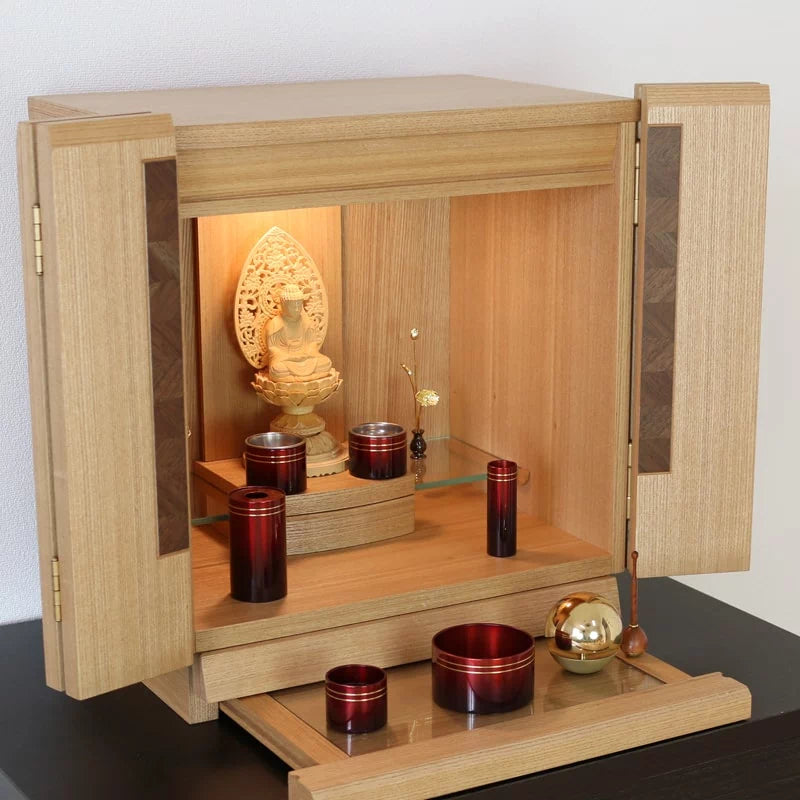 モダンミニ仏具セット 「彩」 溜色の詳細アップ画像3枚目