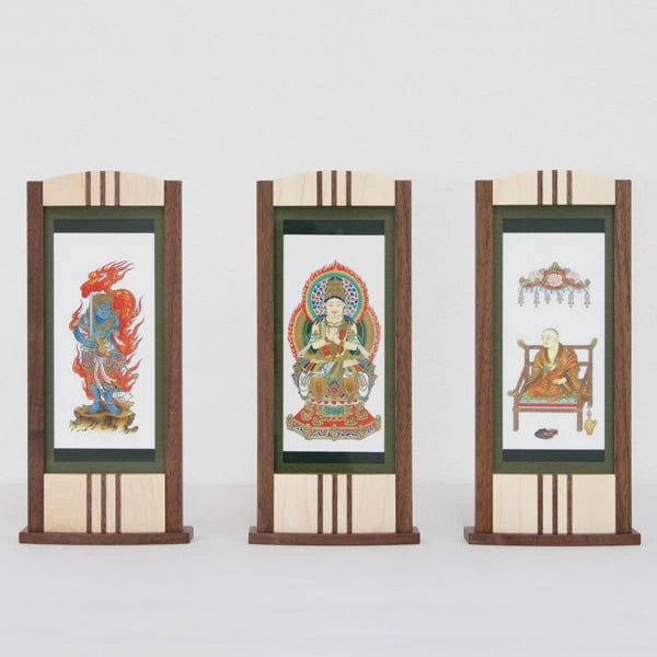 スタンド型掛け軸 「匠」 小サイズ 【各宗派対応】 | 本尊・脇侍の通販