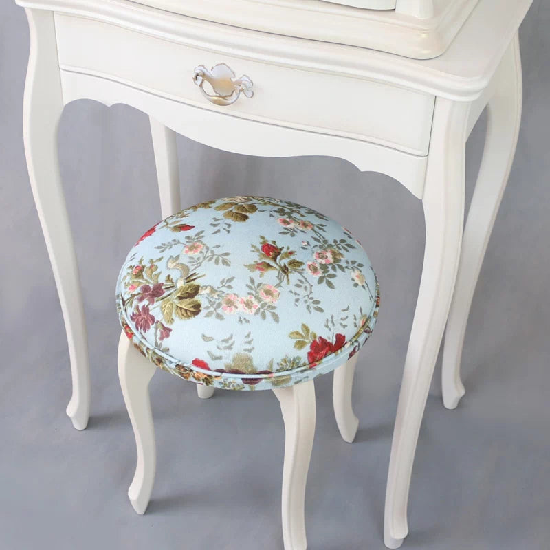 ヨーロッパ調仏壇 ボヌール ホワイト 脚付き&椅子付きの詳細アップ画像1枚目