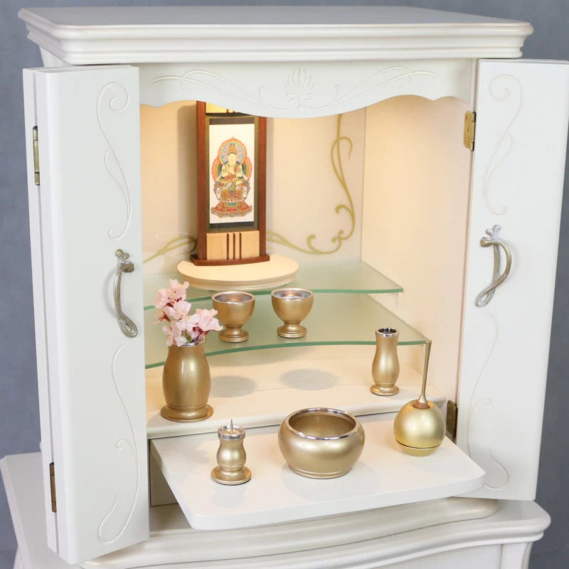 店長おすすめセット03の斜め角度からの本尊・仏具・リンの一式セット例