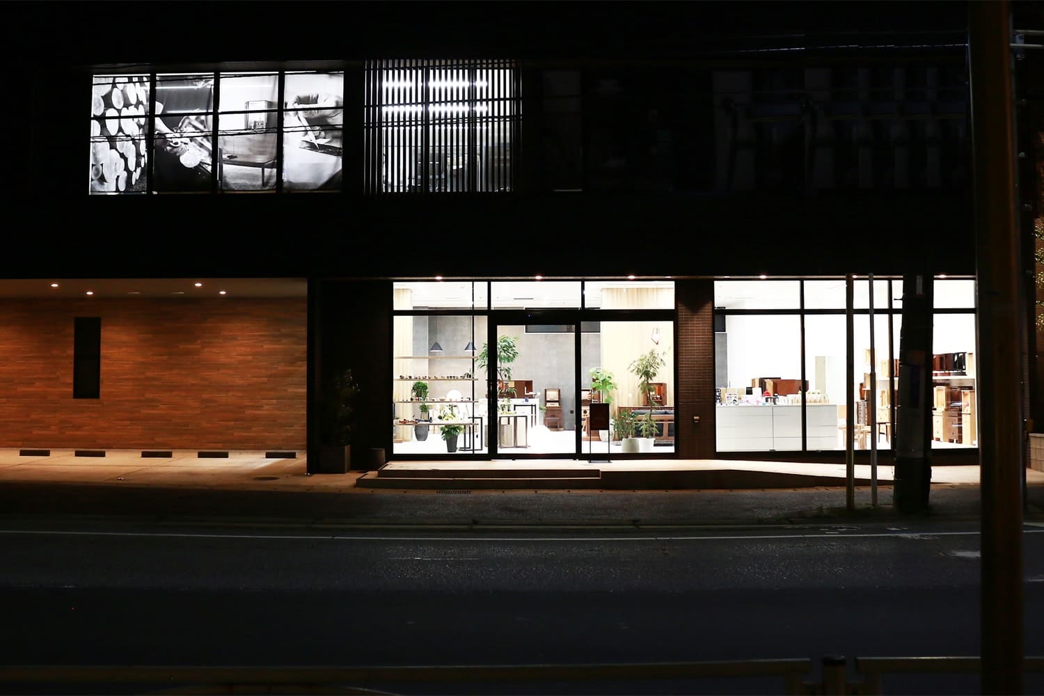 インテリア仏壇ルミエールの店舗アクセス