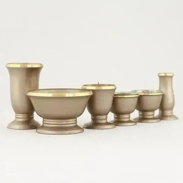 モダン仏具セット マカロン バニラ【3点セット・6点セット】 | 仏具の