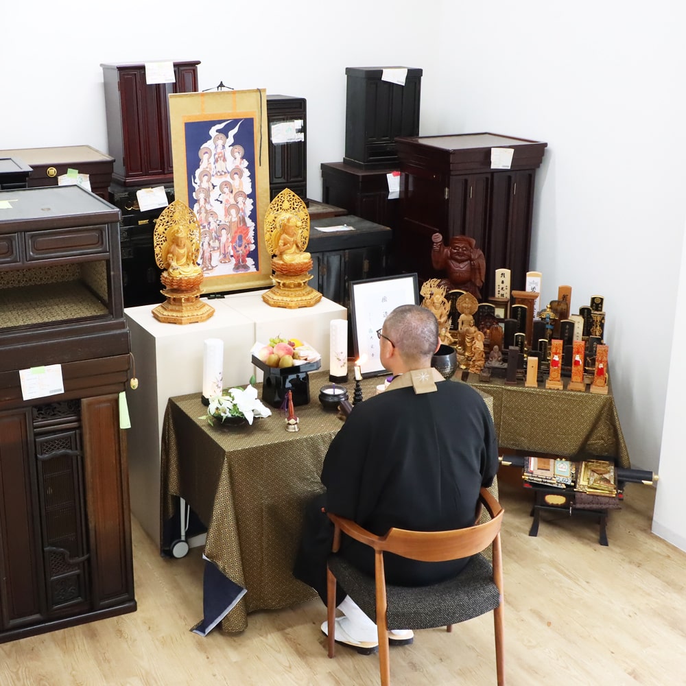 お仏壇の処分供養の風景