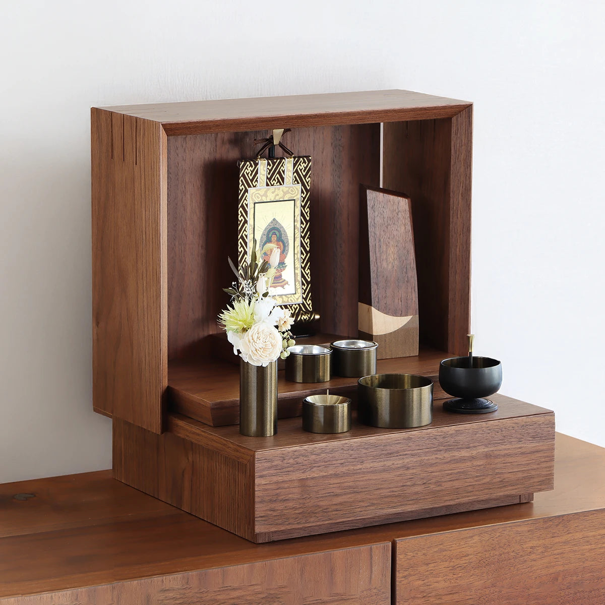 モダン仏具セット SEN ブロンズの使用例