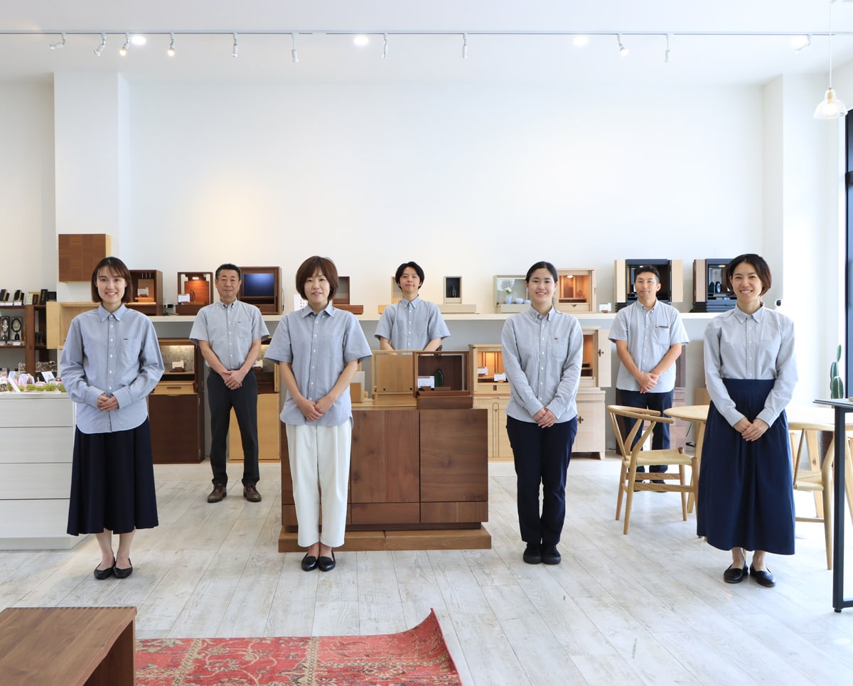 ルミエールの販売スタッフ