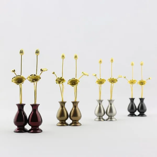 ご本尊様をさらに引き立てる仏具「ミニ常花」