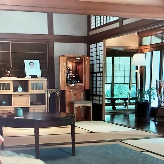 メディア美術出演-テレビ朝日-スカイキャッスル-木曜ドラマ-に当社お仏壇一式が出演 インテリア仏壇 ルミエール