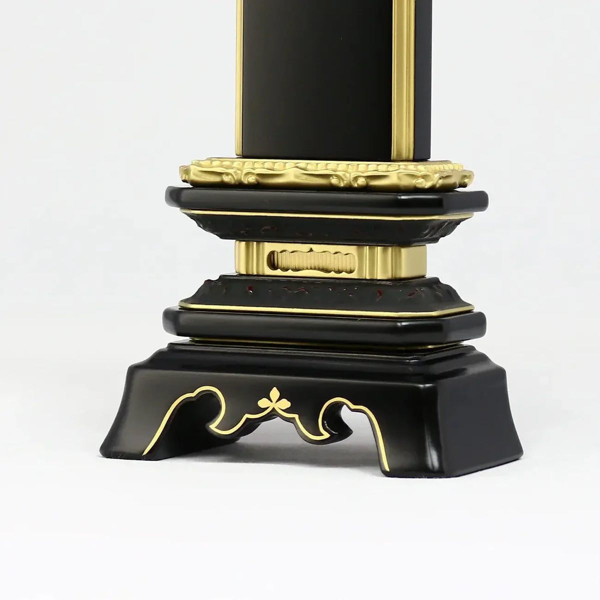 葵角切型の位牌（葵角切という形状のお位牌）