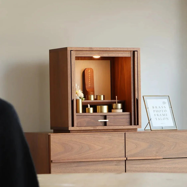 ミニ仏壇～モダン仏壇・家具調仏壇などを全種類一覧