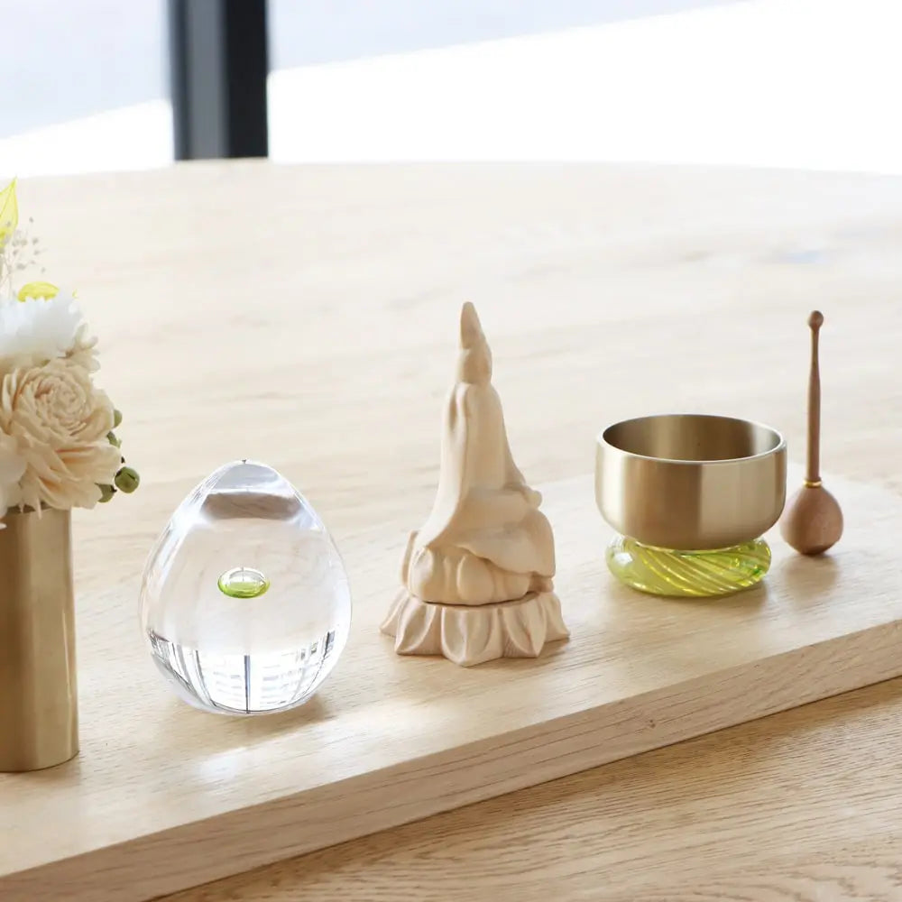 自由な祈りの本尊 インテリア仏壇 ルミエール