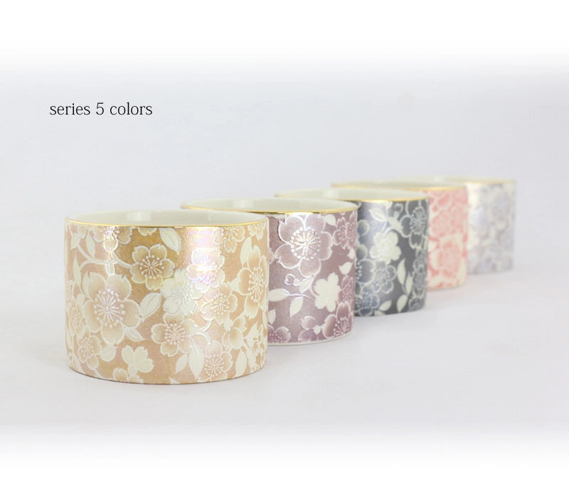 当仏具は5種類の色で展開しております。お仏壇・故人様に合った色をお選びください。