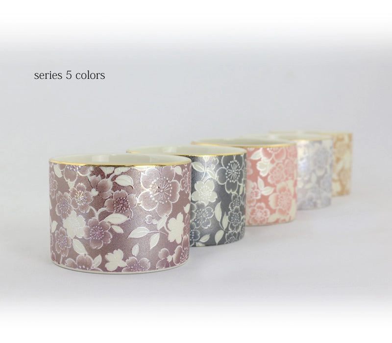 当仏具は5種類の色で展開しております。お仏壇・故人様に合った色をお選びください。