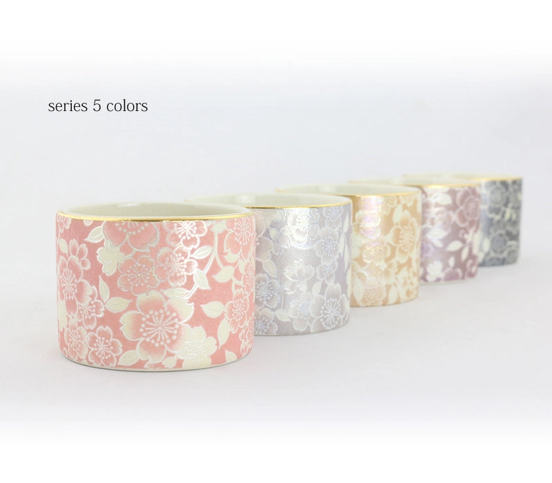 当仏具は5種類の色で展開しております。お仏壇・故人様に合った色をお選びください。