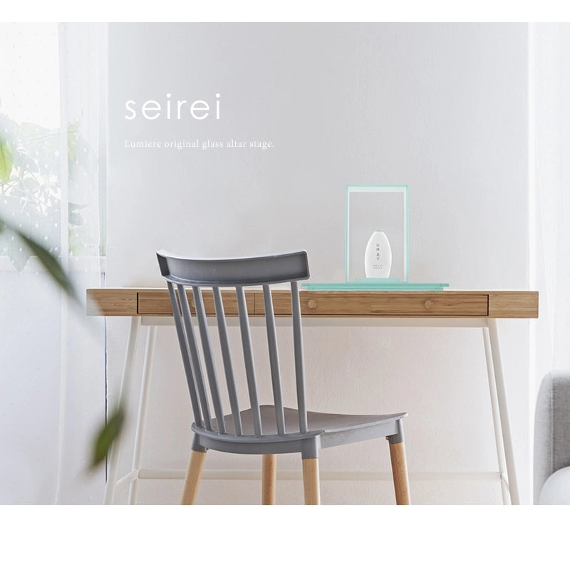 ガラスのステージ seireiをリビングに設置したイメージ