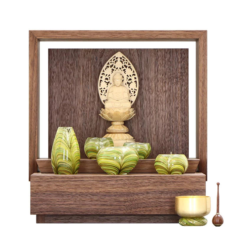 KAKOIウォールナットへ仏具を置いたイメージ