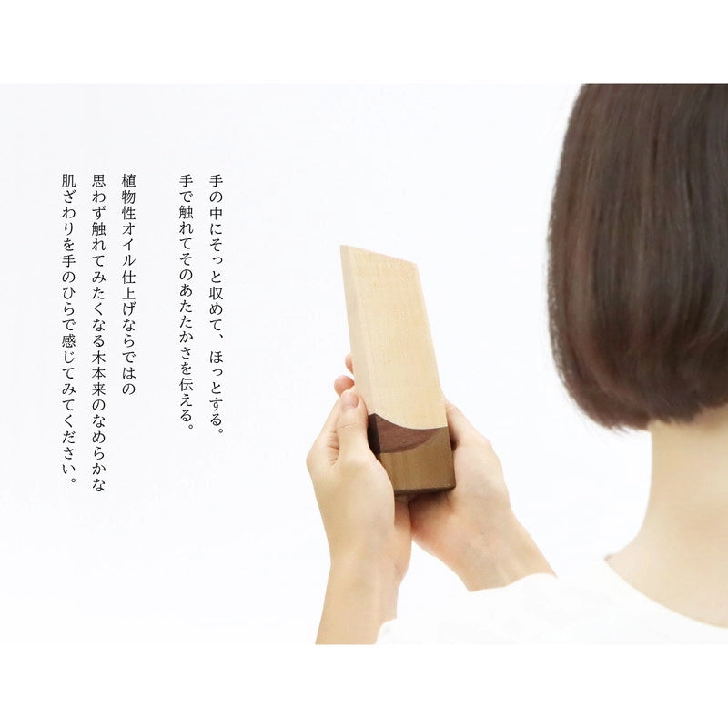 寄木の位牌「森音」の手持ちイメージ