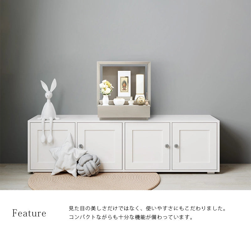 ミニ仏壇 KAKOI 錫色をサイドボードに設置したイメージ。