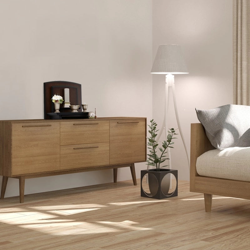 サイドボードの上に飾ったパーソナル仏壇