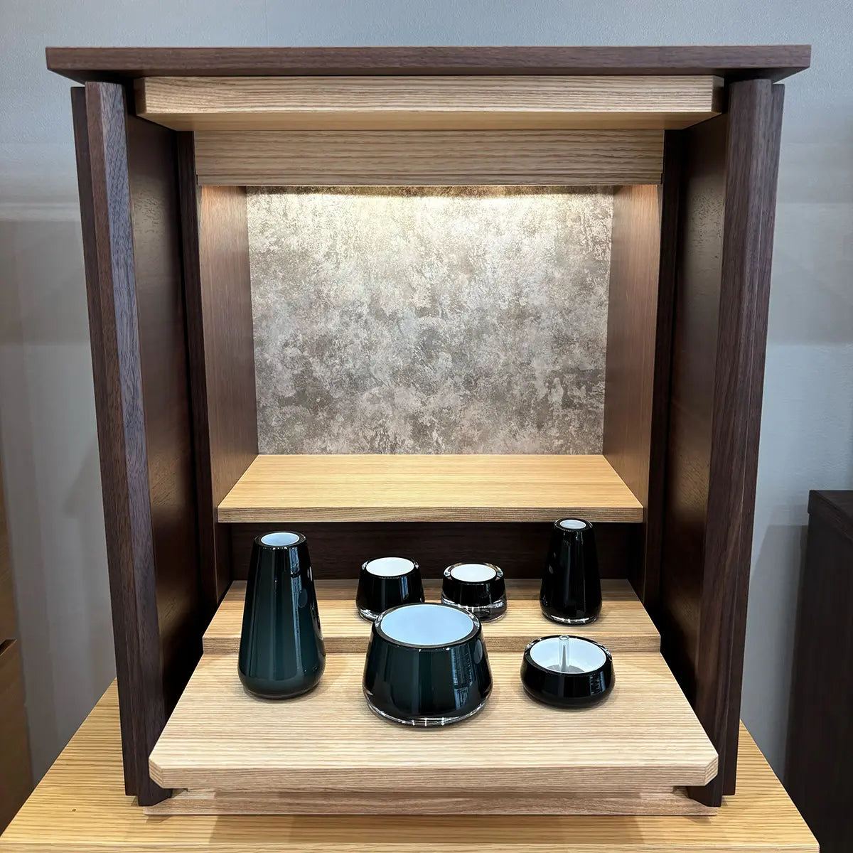 【アウトレット】モダンミニ仏具セット しんしん