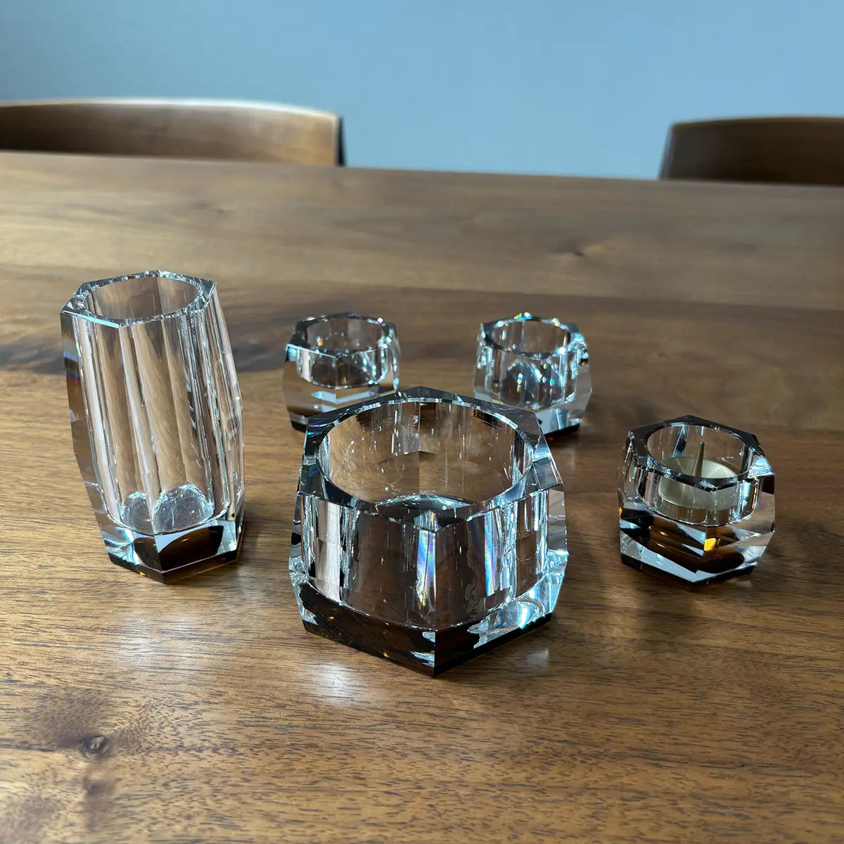 水晶　インテリア　価格交渉受付中 アウトレット】水晶仏具セット ブラウン | 仏具の通販 | インテリア
