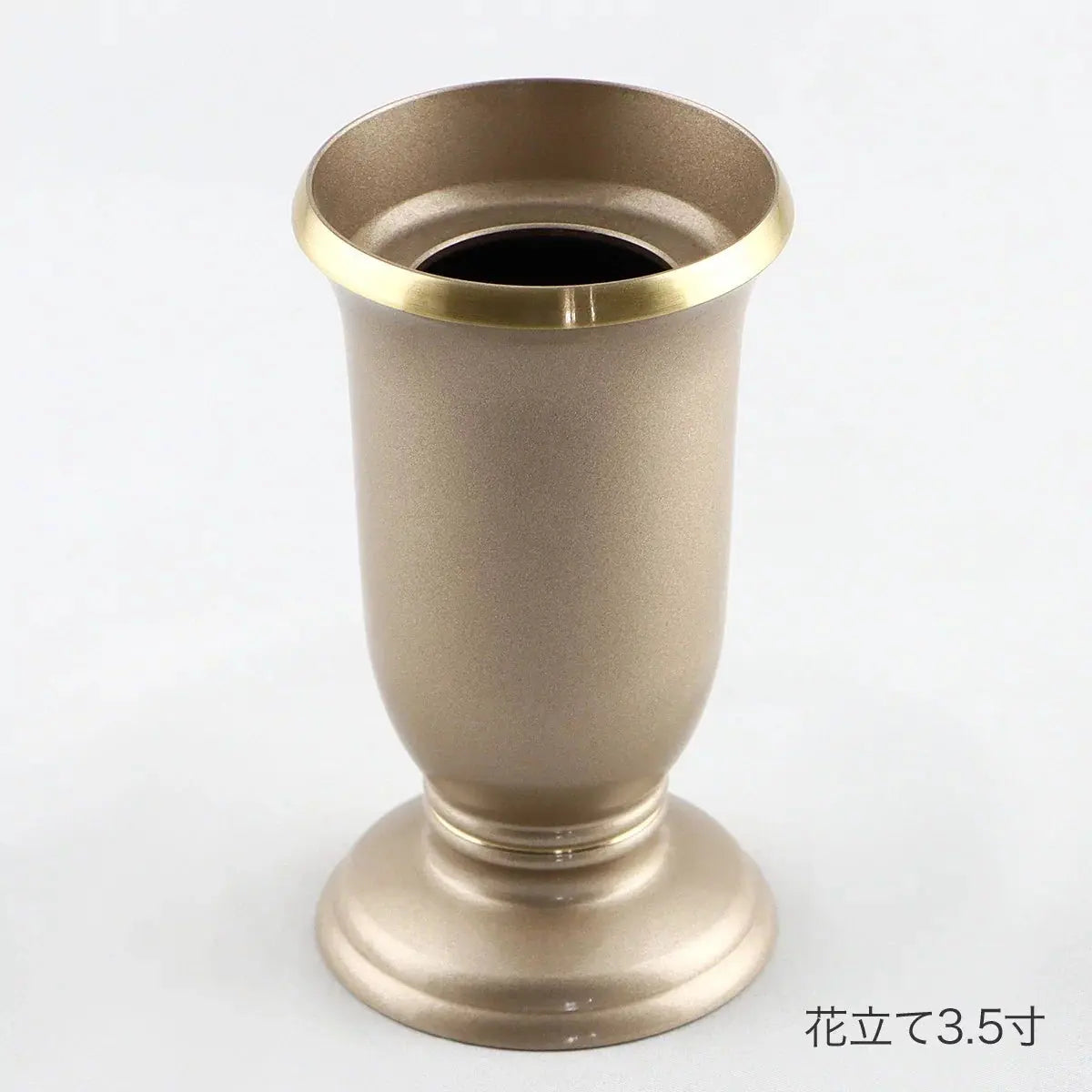 単品仏具　マカロンバニラの花立て3.5寸