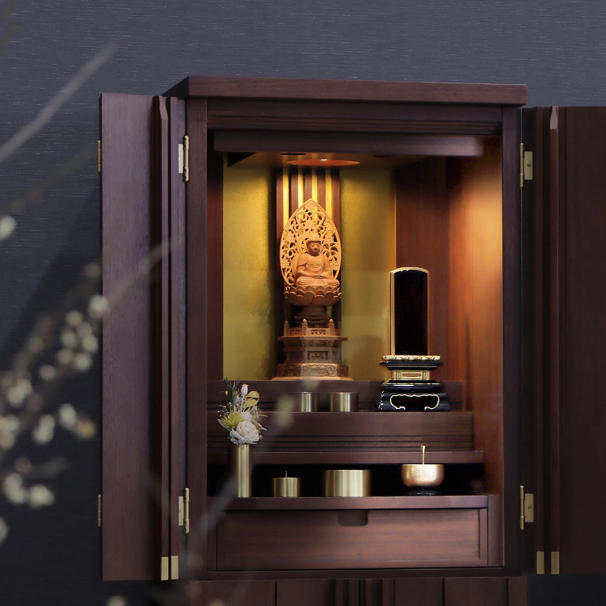 インテリア仏壇ルミエールでは伝統型位牌を取り扱っています