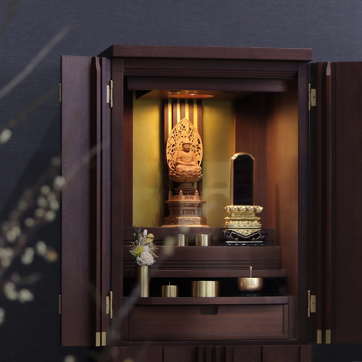 インテリア仏壇ルミエールでは伝統型位牌を取り扱っています