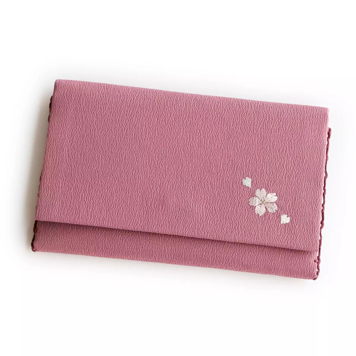 灰桜色の念珠入れ。