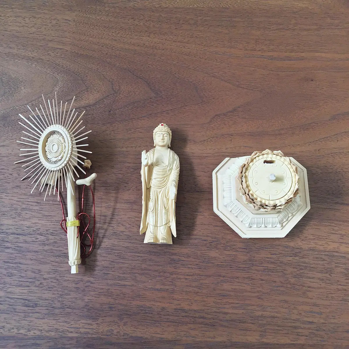 【アウトレット】本柘植仏像 上彫り 八角台座 東立弥陀　3寸　部品