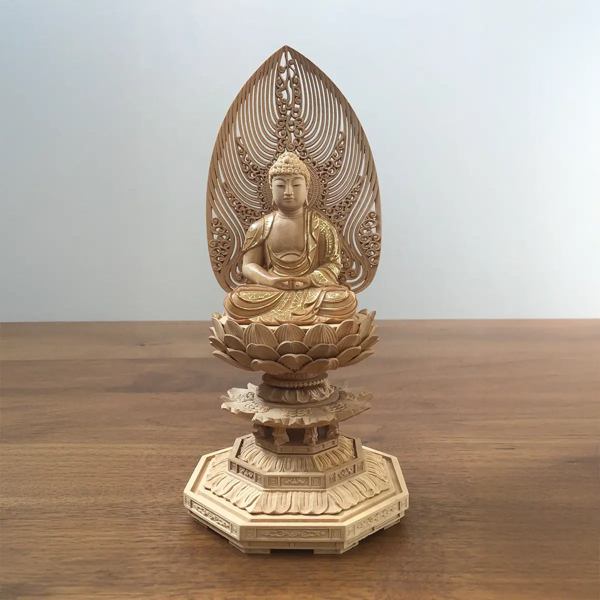 本柘植仏像 上彫り 八角台座 座阿弥陀 【天台宗】（金泥書あり/眼あり）正面