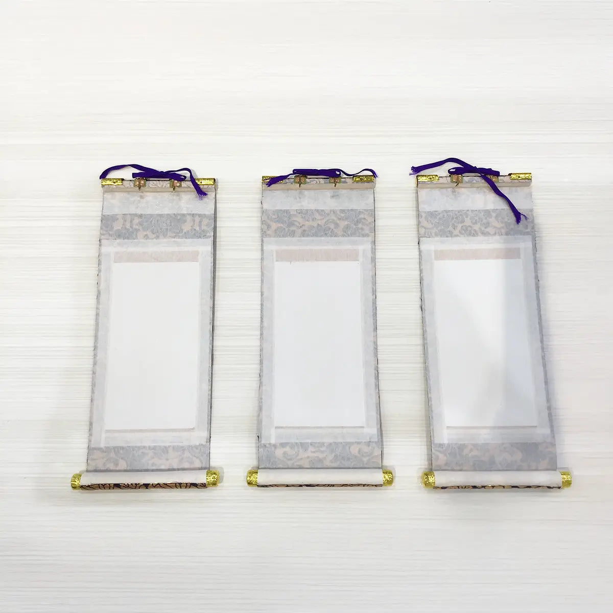 【アウトレット】吊り下げ型掛け軸　浄土宗　三尊セット　裏面