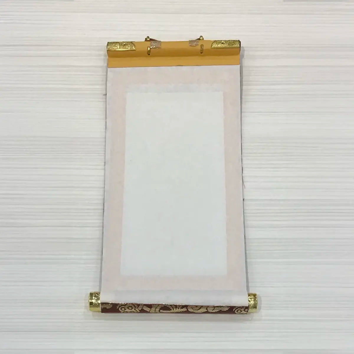 【アウトレット】吊り下げ型掛け軸　釈迦如来