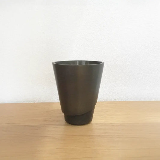 【アウトレット】花立て　中サイズ 　ひとえ　オリーブ　　正面