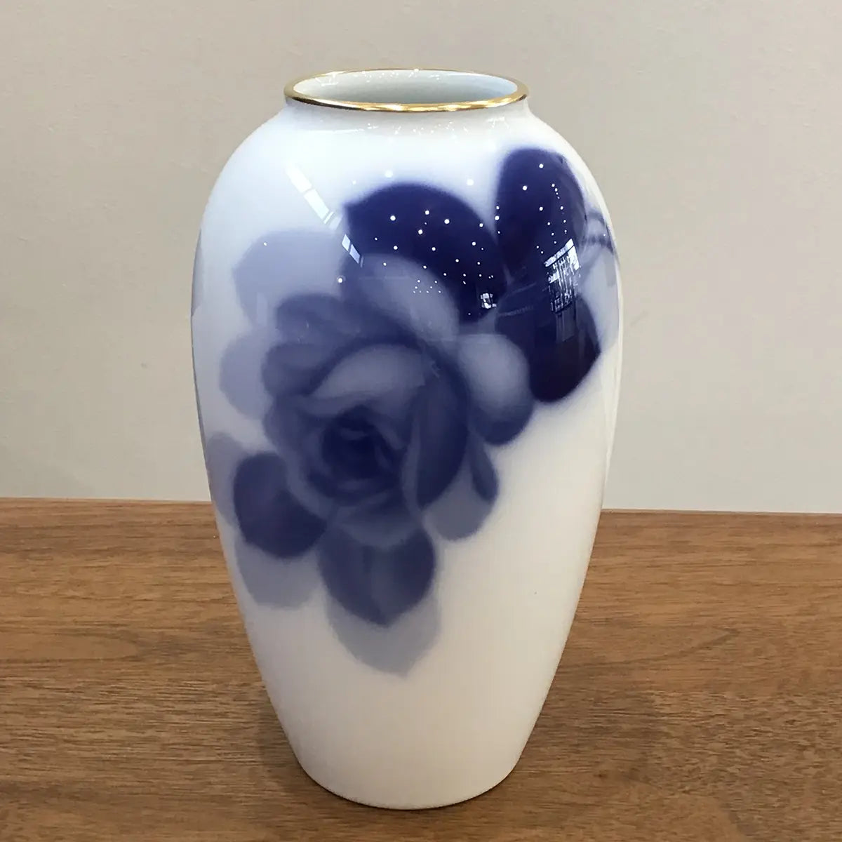 ブルーローズ 花瓶　正面