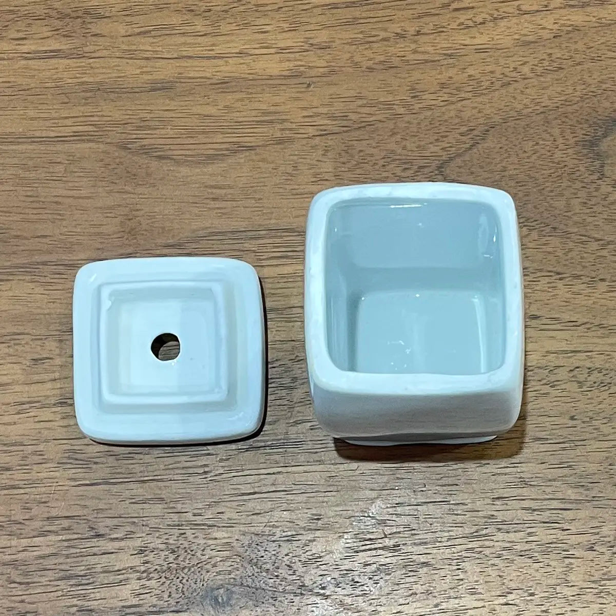 【アウトレット】陶器製　マッチ入れ