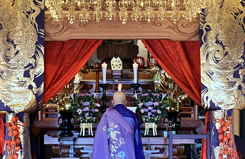 東禅寺の本堂の様子